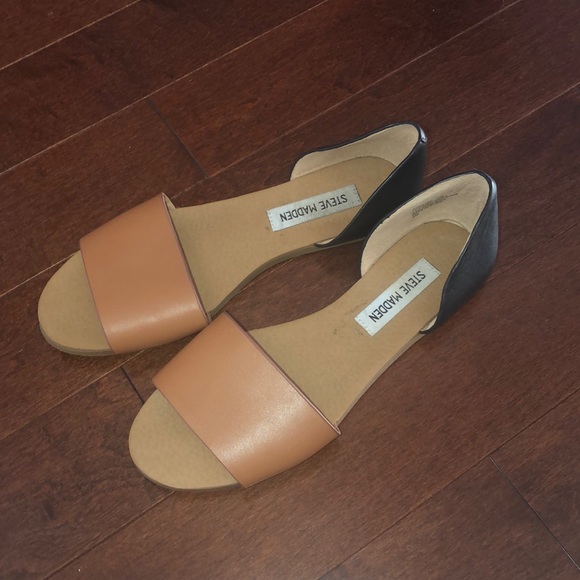 Steve Madden Sandal - Picture 6 of 7